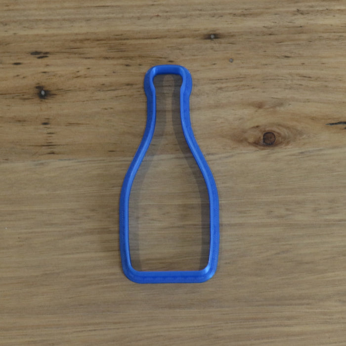 Champagne Wine Glass Cookie Cutter measures approx. 90mm tall.  Why not pair it with our Champagne bottle measuring 100mm tall? Select the options to bundle and save when you order!