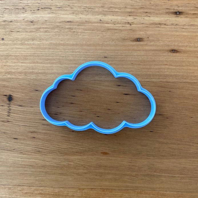 Cloud Cookie Cutter and Optional Stamp is available in 3 sizes and perfect for cakes or cookies, or buy all 3 and you can choose individual cutters, or with stamps. Sizes below height x width (mm),