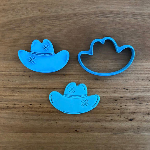 Cow Boy Hat cutter & optional stamp measures approx. 80mm wide  Cow Boy hat and Cow Boy Ring with Cow pattern is also available  Please see our other Cowboy themed items and our other Clothing themed cookie cutters, search for "Cowboy" or "Clothing" in our search bar.  Cookie Pics courtesy of @angelinecatherine