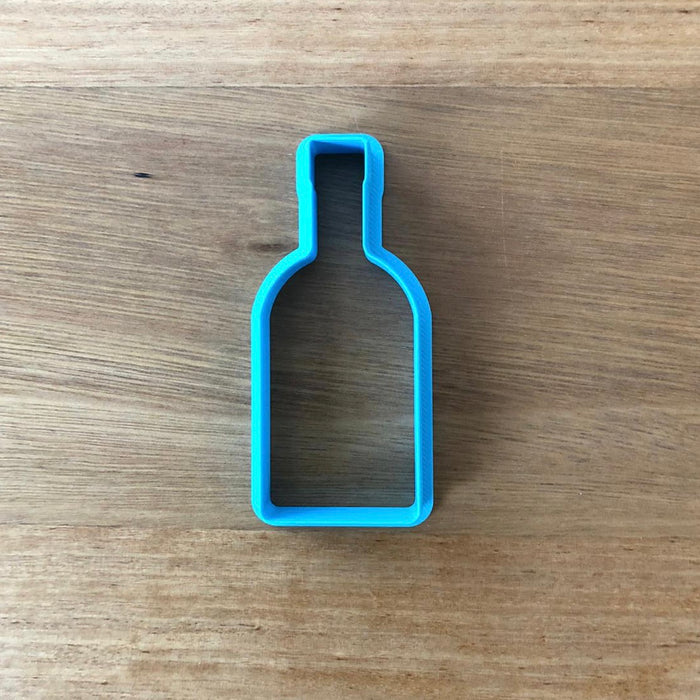 Gin Whisky Spirit Bottle Cookie Cutter measures approx. 90mm / 3.5"tall.  Bottle Cookies made by @littlecookieandcakeco  Excellent robust Quality with a neat cutting edge. We target next day delivery. Custom designs are possible if you want a different size, or design. Just send an enquiry, or see our custom cookie cutter product, found under the "Custom Items" menu.