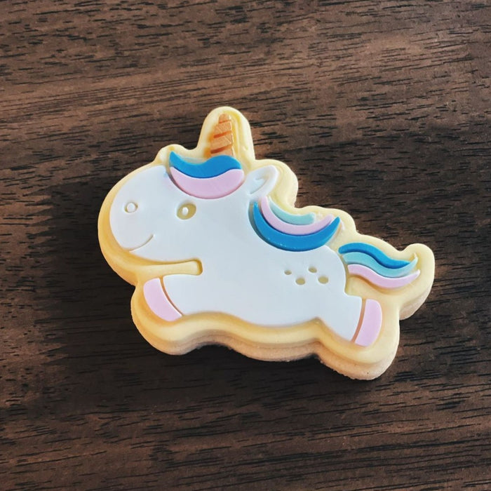 Unicorn Style 3 Cookie Cutter with Stamp