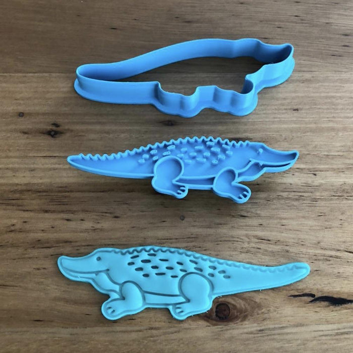 Crocodile Cookie Cutter measures approx. 30mm tall by 100mm wide.  This Crocodile design comes with the option of choosing the outline cutter only, or with the optional stamp which you can use to help with decorating, or to stamp into a plain cookie. Please note that although the crocodile is long, it is only 30mm tall. There is an alternative Crocodile option if this isn't suitable for you.