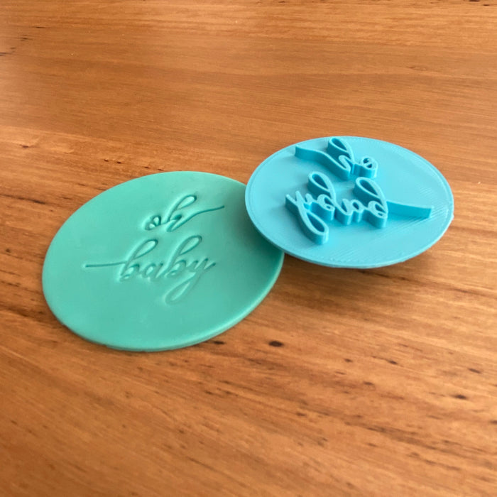 Oh Baby Emboss Stamp style #1 measures 55mm across the stamp  Each stamp comes with a handle on the top to help with application and removal of the stamp. This significantly improves the quality of your finished cookie.  